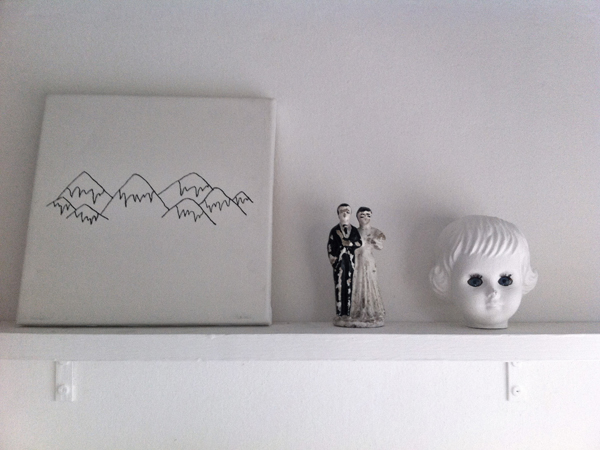 white-r-web